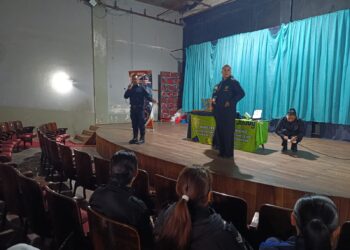Capacitan a la Policía y a la comunidad sobre prevención de consumos problemáticos en San Pedro de Jujuy