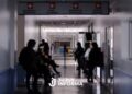 Los hospitales nacionales comenzarán a cobrarles a los extranjeros no residentes en el país