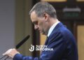 Más de 130 millones de pesos en un año: se conoció un nuevo dato que complica a Manuel Adorni y su mujer