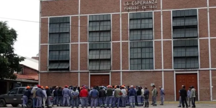 Conflicto en el Ingenio La Esperanza: el SOEA confirmó paro de actividades este viernes