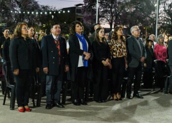 Julio Bravo acompañó el inicio de la Semana del Profesor