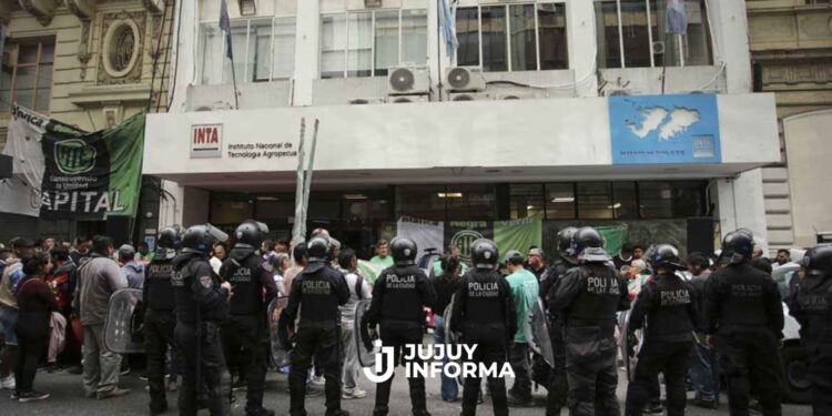 Un funcionario cobró más de $100 millones de indemnizaciones en el Estado y fue recontratado al otro día con un sueldo millonario en el INTA