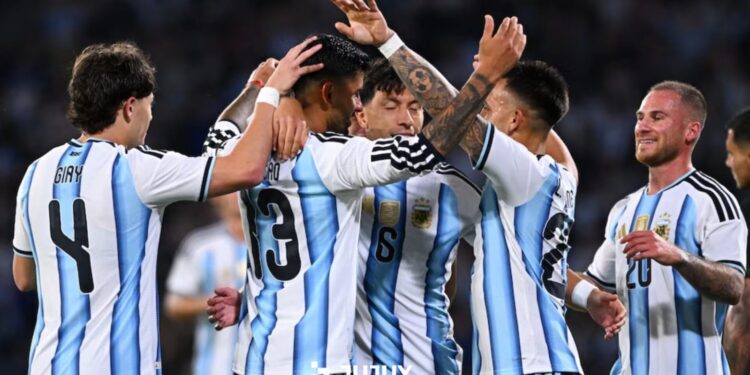 La Selección Argentina goleó 4 a 0 a Bolivia en Córdoba
