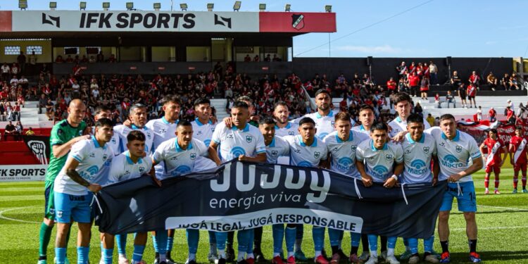 Gimnasia sumó un valioso punto en Mendoza para seguir construyendo futuro
