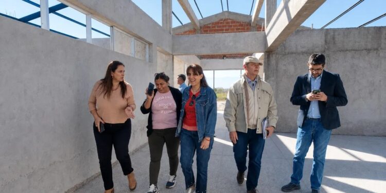 Dos escuelas de Lobatón tendrán una obra integral y Educación avanza con una nueva licitación