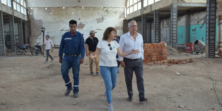 Avanzan los trabajos de recuperación del Mercado Municipal