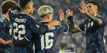 Argentina goleó 7-0 a Burkina Faso en un partido que fue un papelón