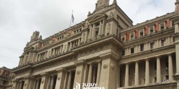 La Corte repuso la ley de tierras que limita la venta a extranjeros