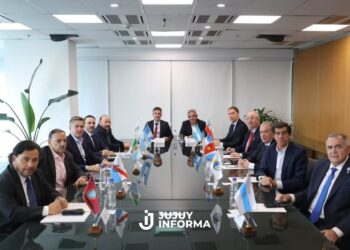 El Gobierno vuelve a reunir a la mesa política para enfrentar la semana en el Congreso y avanzar con la negociación con las provincias