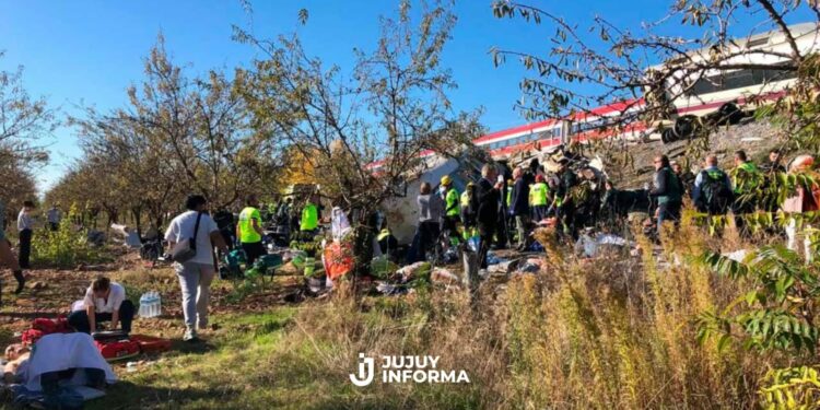 Dos trenes de alta velocidad chocaron en Toledo: 68 muertos y 15 heridos graves